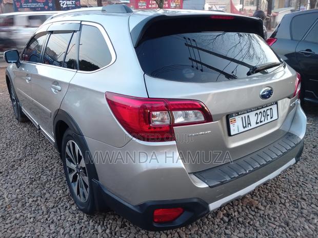 Subaru Outback 2016 Gray