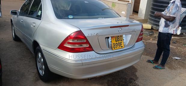 Mercedes-Benz C200 2004 Silver