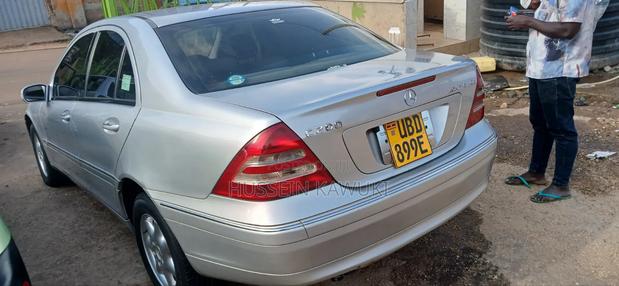 Mercedes-Benz C200 2004 Silver