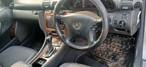 Mercedes-Benz C200 2004 Silver