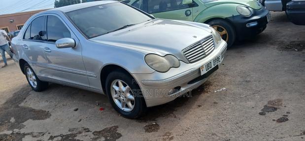Mercedes-Benz C200 2004 Silver
