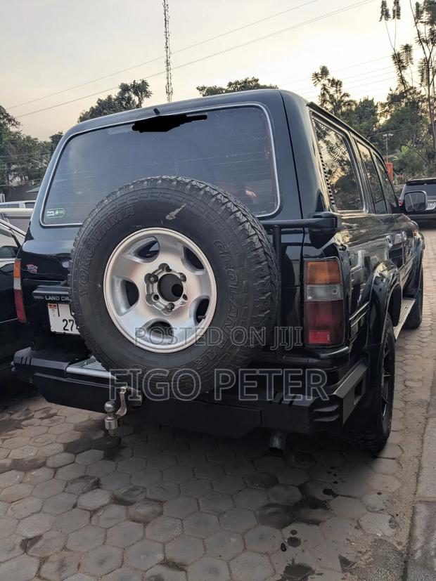 Toyota Land Cruiser Prado 2005 Black