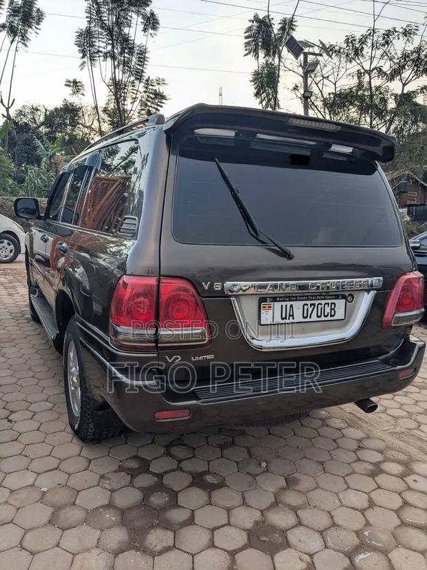 Toyota Land Cruiser 2008 Gray