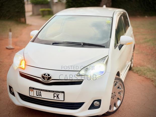 Toyota Ractis 1.5 AWD 2011 White