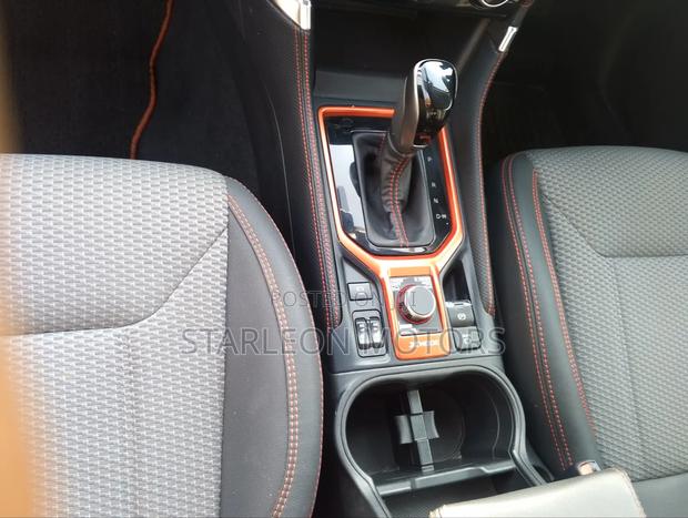 Subaru Forester 2019 Black