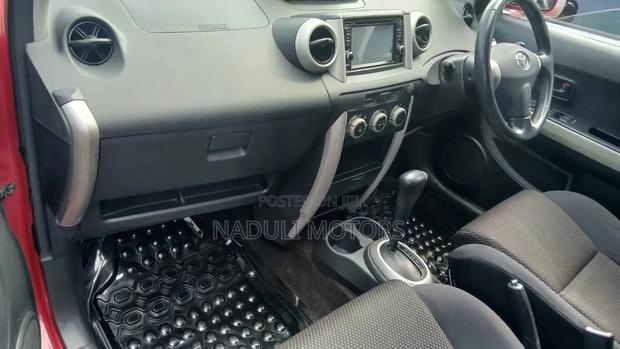Toyota IST 2009 Red