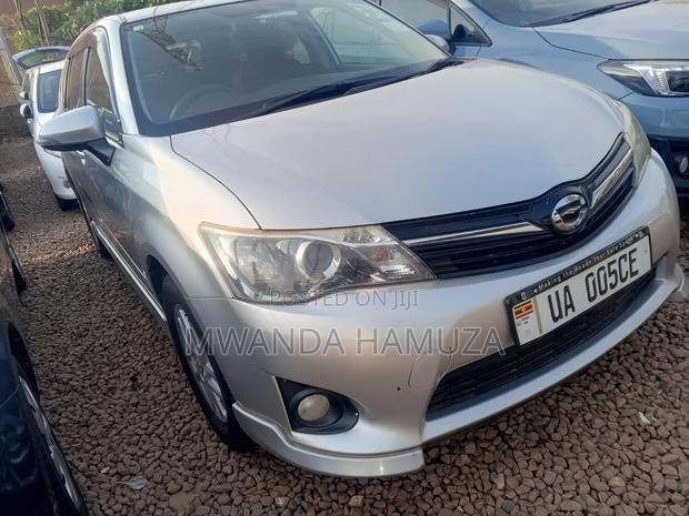 Toyota Corolla Fielder 2012 Silver