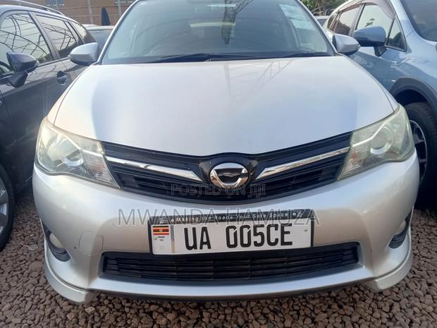 Toyota Corolla Fielder 2012 Silver