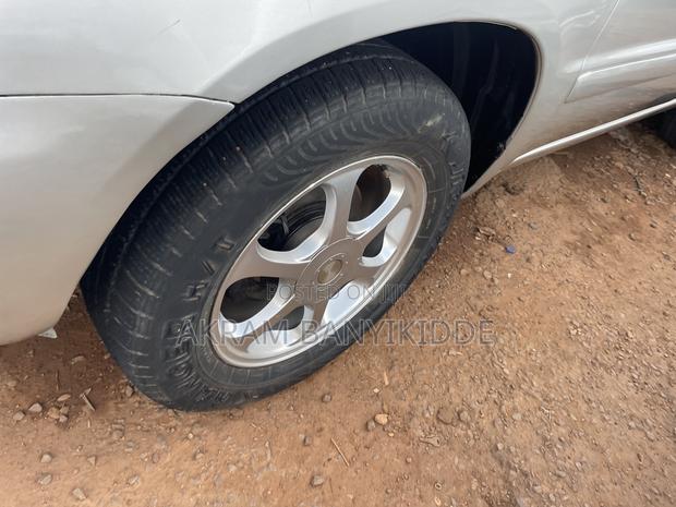 Toyota Kluger 2006 Silver