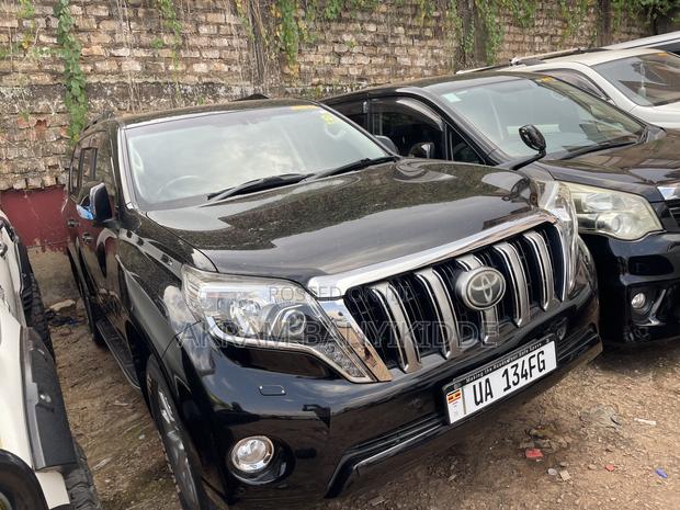 Toyota Land Cruiser Prado 2016 Black
