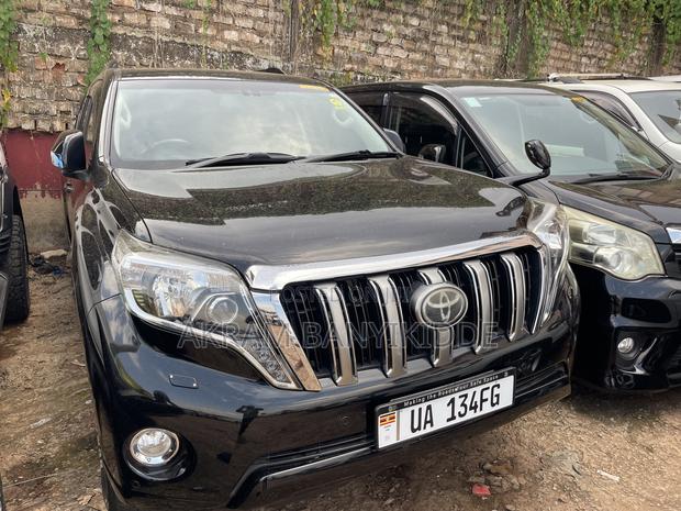 Toyota Land Cruiser Prado 2016 Black