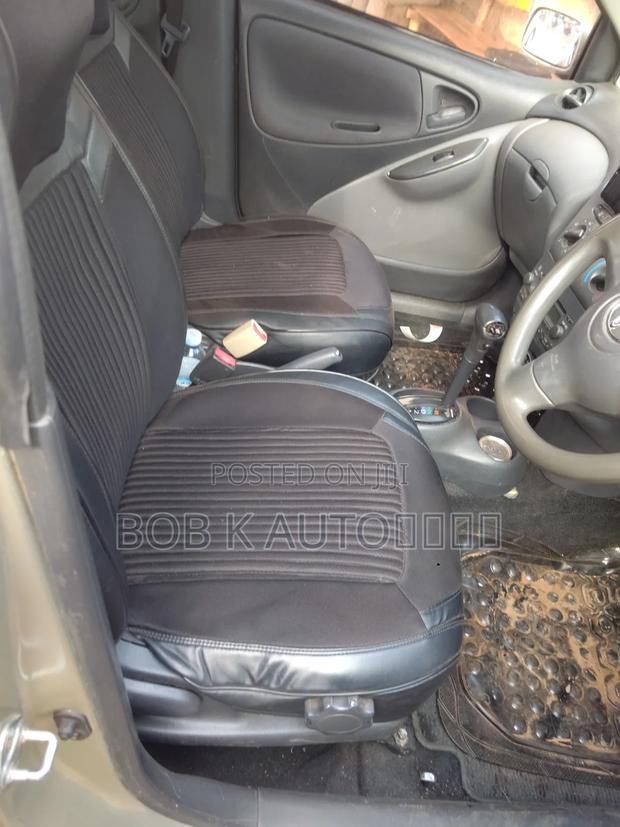 Toyota Vitz 1.3 FWD 5dr 2005 Silver