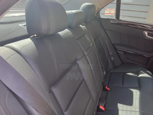 Mercedes-Benz E300 2009 Silver