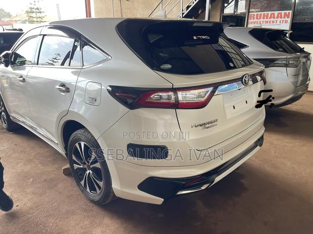 Toyota Harrier 2017 White