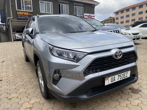 Toyota RAV4 2020 Gray