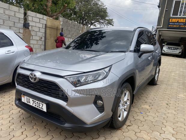Toyota RAV4 2020 Gray