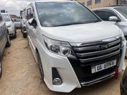 Toyota Noah 2020 White for sale