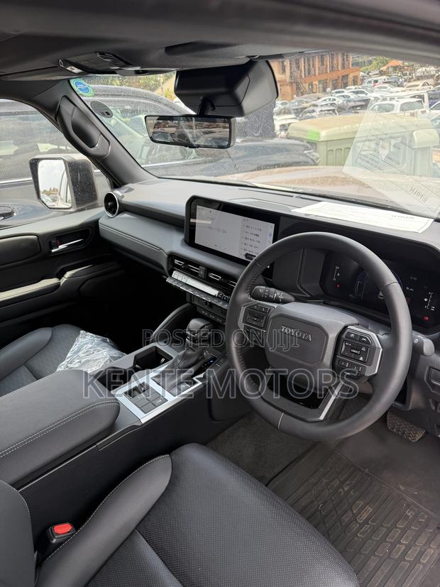 Toyota Land Cruiser Prado 2.8 2025 Brown