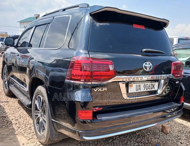 Toyota Land Cruiser 2018 Black