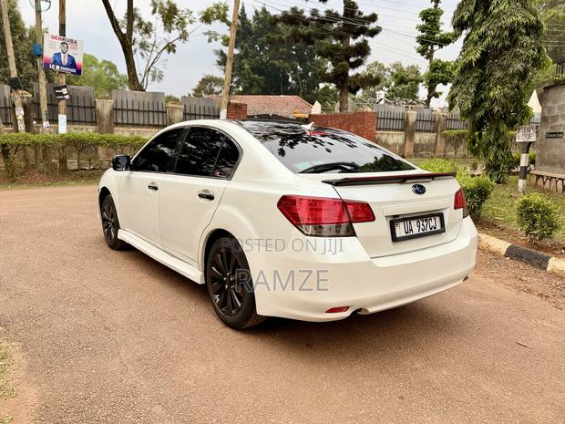 Subaru Legacy 2012 White