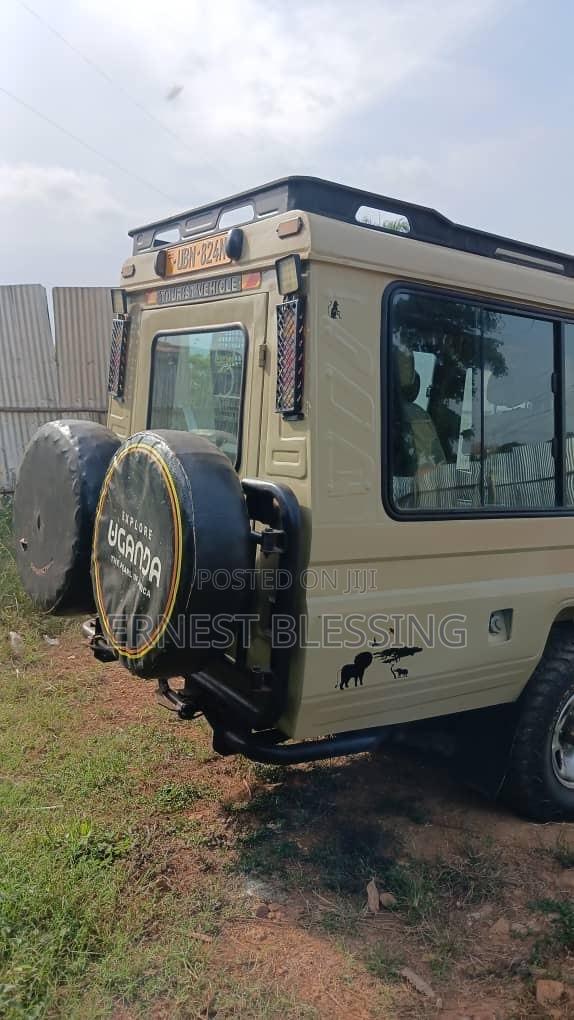 Toyota Land Cruiser 2007 Beige