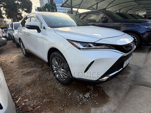 Toyota Harrier 2020 White