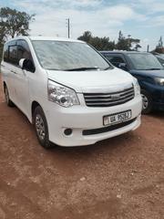 Toyota Noah 2012 White for sale