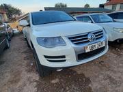 Volkswagen Touareg 2010 White for sale
