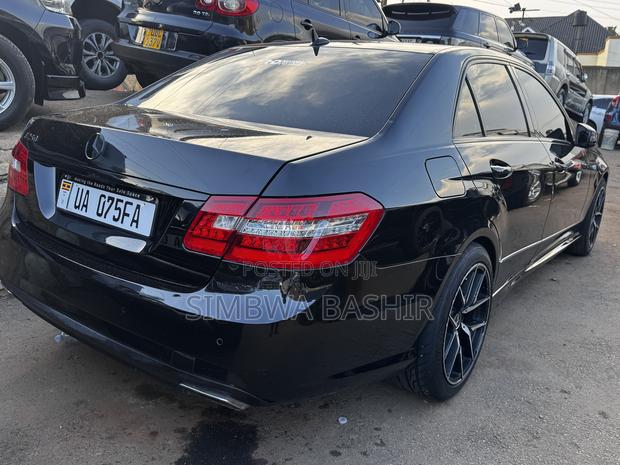 Mercedes-Benz E250 2012 Black