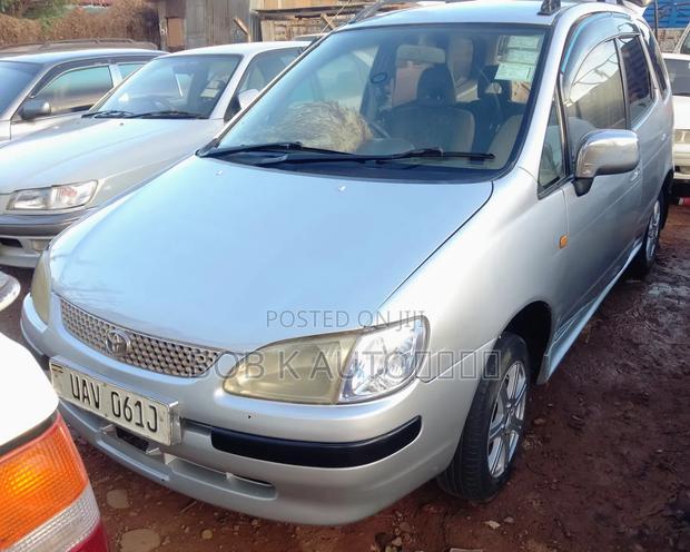 Toyota Corolla Spacio 1999 Silver