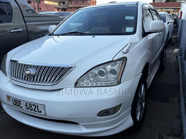 Toyota Harrier 2007 White