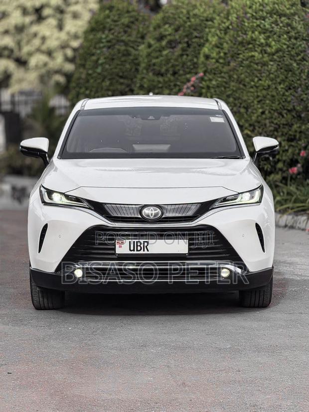 Toyota Harrier 2020 White