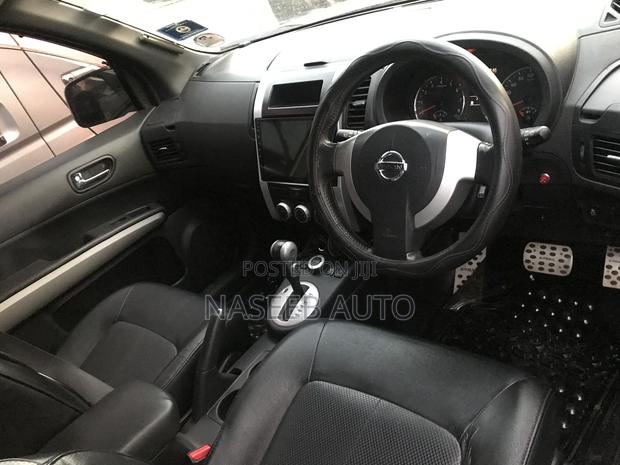 Nissan X-Trail 2012 Black