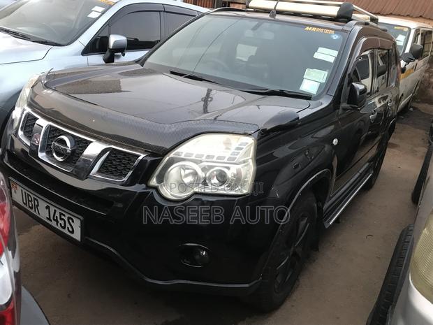 Nissan X-Trail 2012 Black
