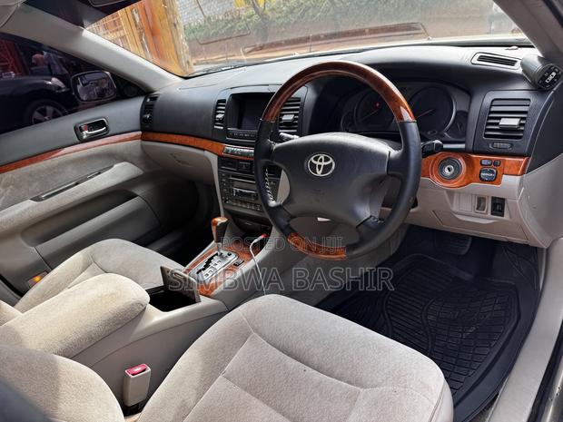 Toyota Mark II 2003 Silver