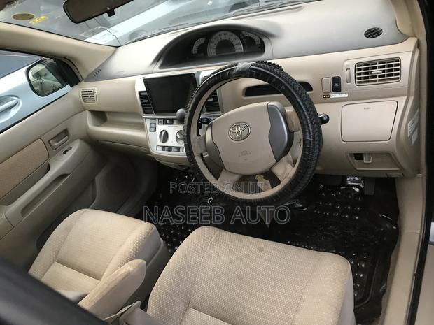 Toyota Raum 2008 Black