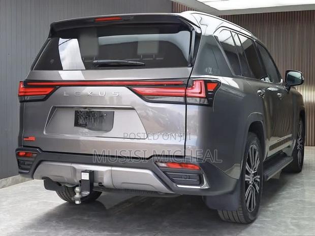 Lexus LX 500d 2023 Gray