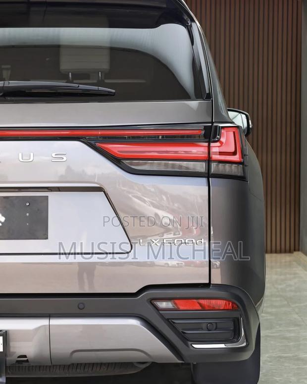 Lexus LX 500d 2023 Gray