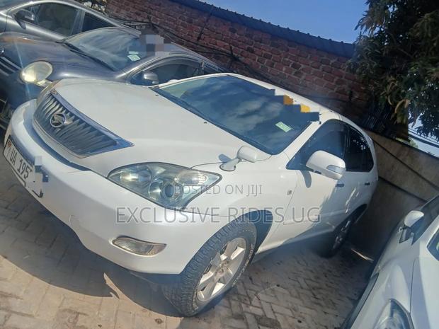 Toyota Harrier 2.4 2010 White