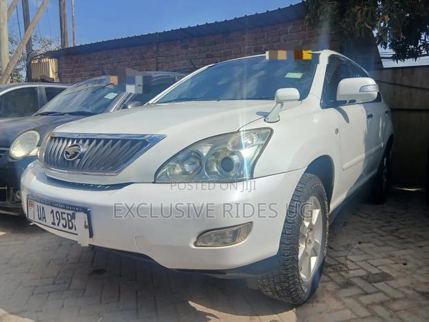Toyota Harrier 2.4 2010 White