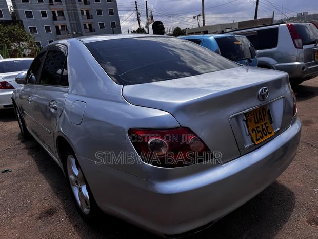 Toyota Mark X 2006 Silver