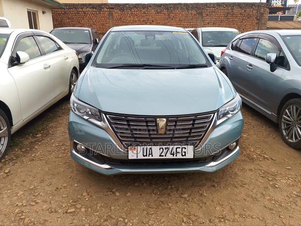 Toyota Premio 1.8 AWD 2018 Green