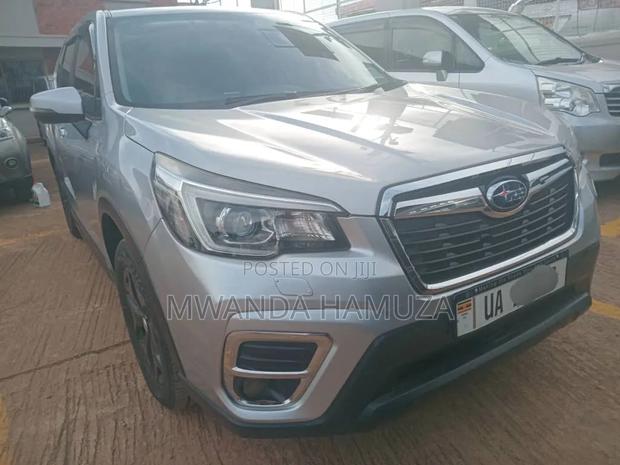 Subaru Forester 2018 Silver