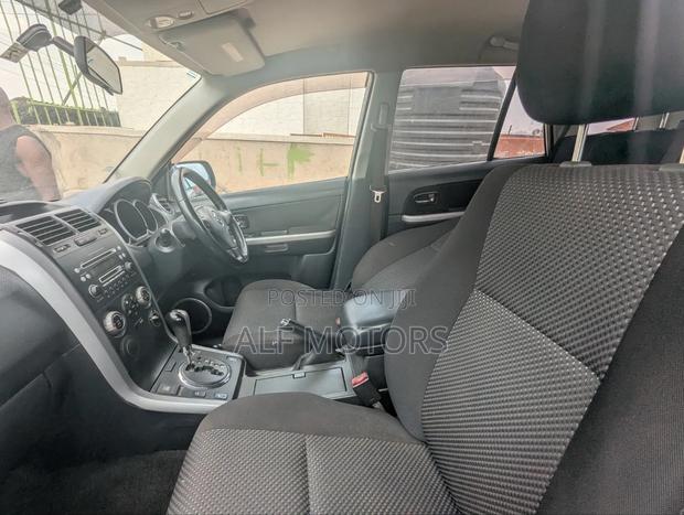 Isuzu D-MAX 2017 Silver
