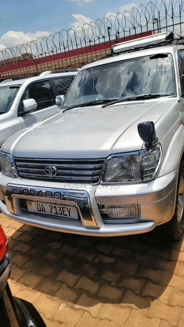 Toyota Land Cruiser Prado 2.7 16V 5dr 2000 Silver