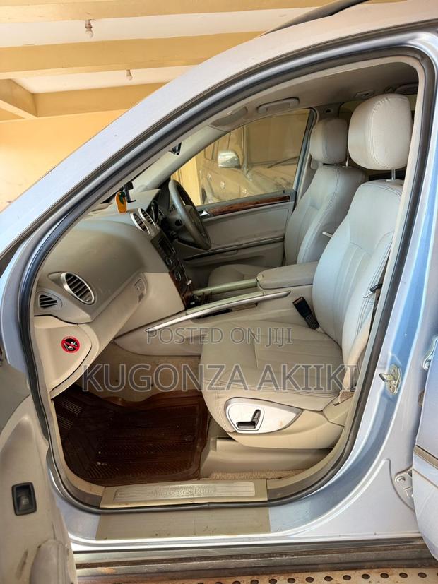 Mercedes-Benz CL 2008 Blue