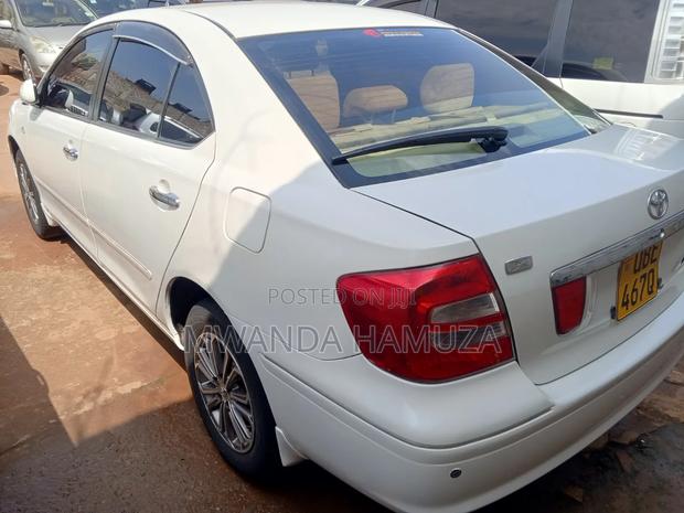 Toyota Premio 2006 White