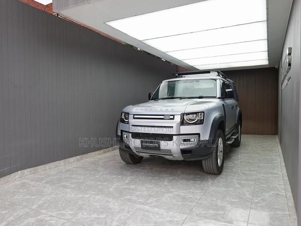 Land Rover Defender 2021 Silver