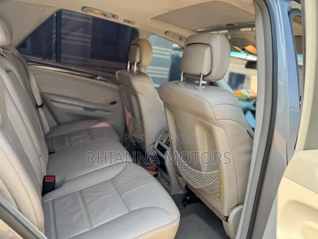 Mercedes-Benz M Class 2011 Silver
