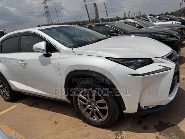 Lexus RX 200t 2WD 2017 White